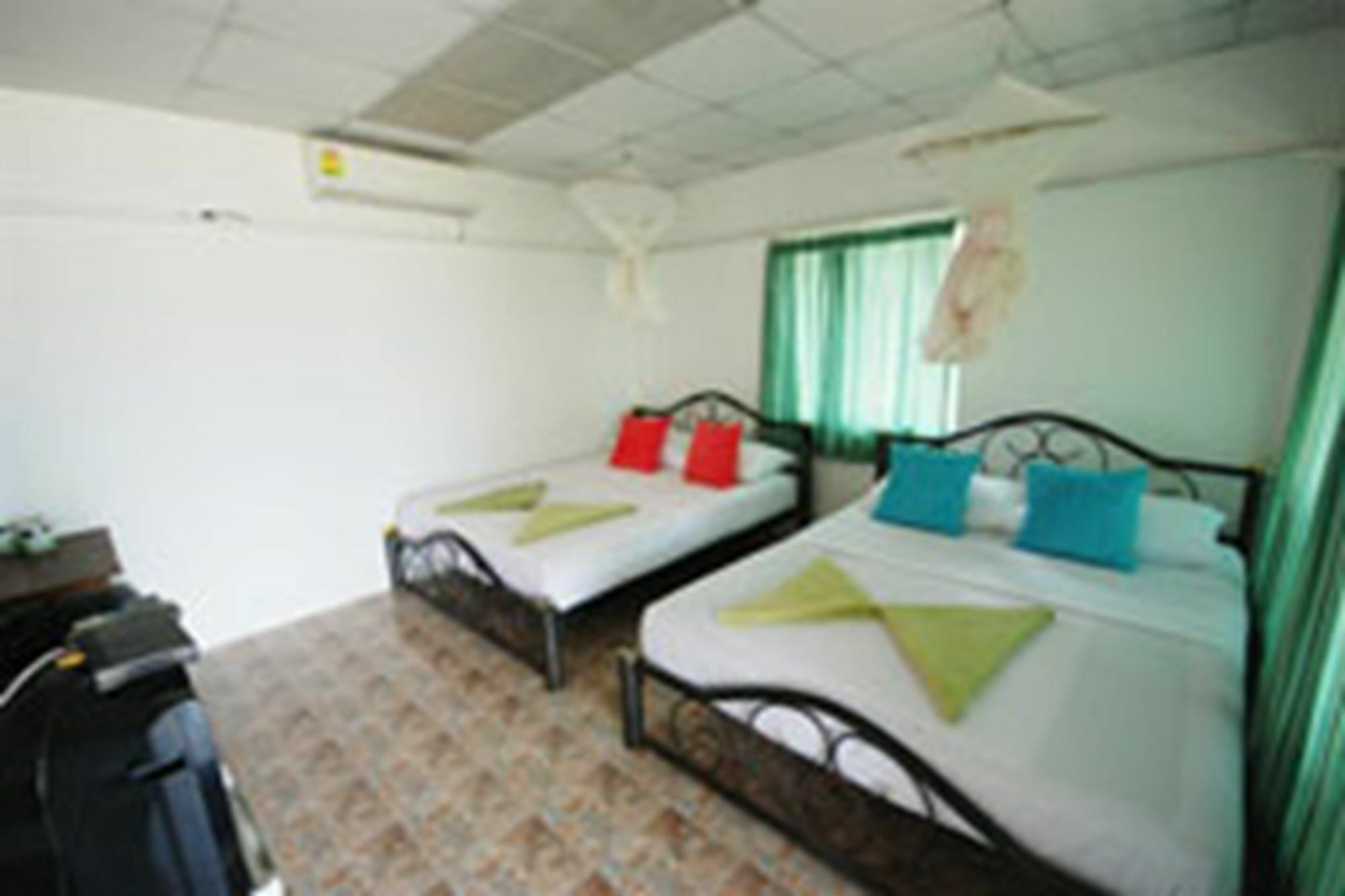 Tohko Beach Resort Phi Phi Don Exteriér fotografie